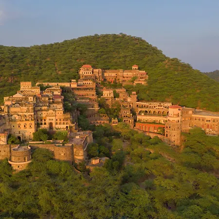 Neemrana Fort-Palace-2