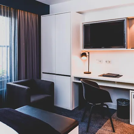Hotel Bliss-3