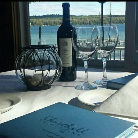 Churchill Pointe Inn-3