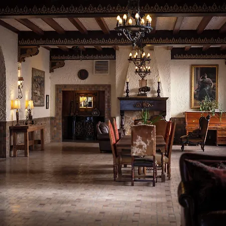 The Holland Hotel-2