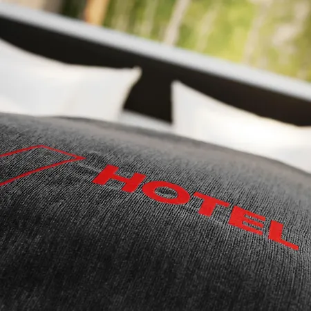 V-Hotel-3