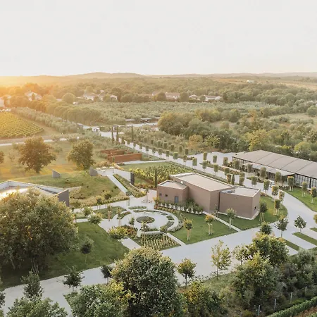 Meneghetti Wine Hotel&Winery - Relais&Chateaux-2