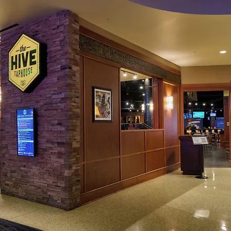 Mohegan Pennsylvania Casino Resort - Adults Only-2