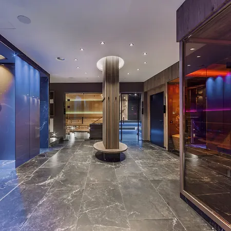 Hotel Fliana 4-3