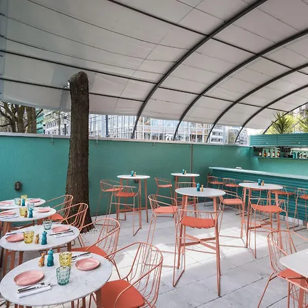 Boutique & Art Hotel Helvetia-3