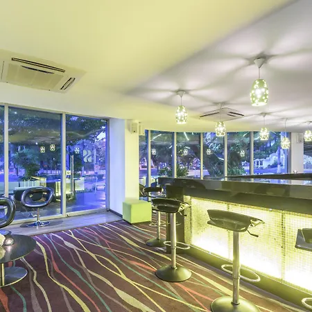 Nh Collection Royal Smartsuites-3