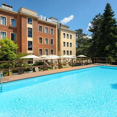 Occidental Aurelia-2
