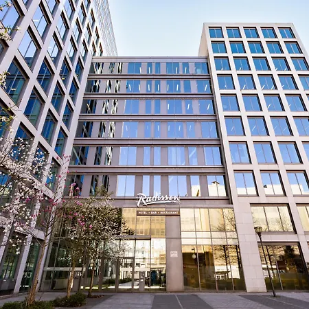Radisson Hotel Brussels Centre Midi-3