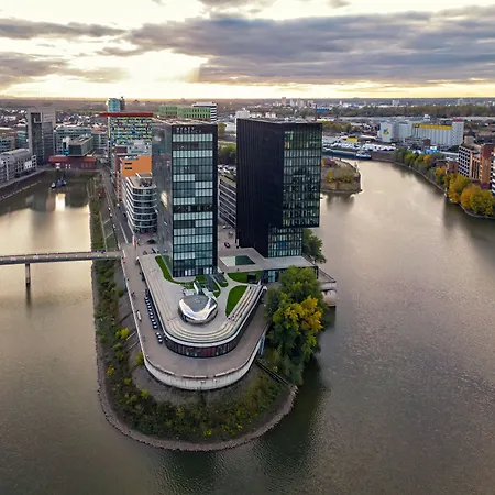 Hyatt Regency Dusseldorf-2