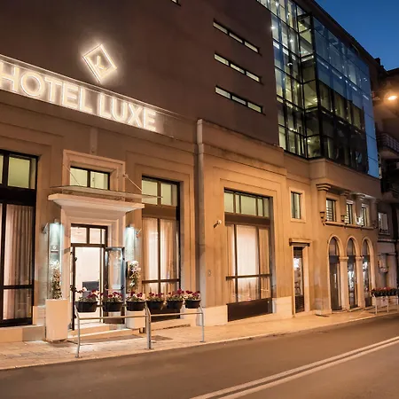 Hotel Luxe-2