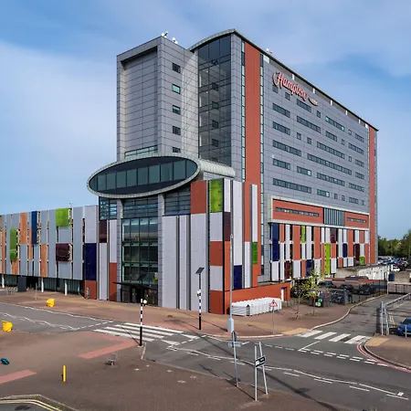 Hampton By Hilton Liverpool John Lennon Airport-3