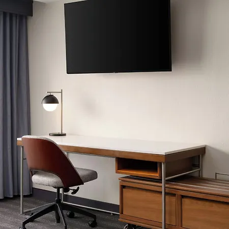 Courtyard By Marriott Atlanta Buford Mall Of Georgia-3