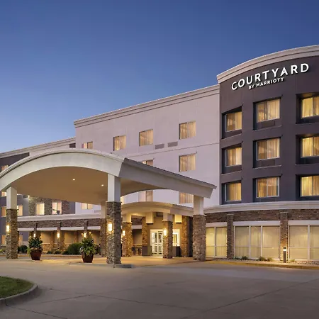 Courtyard Des Moines Ankeny-3