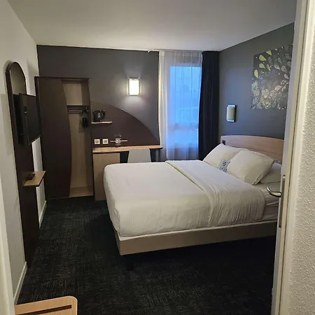 Kyriad Niort-Espace MendesFrance-2