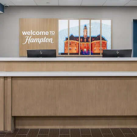Hampton Inn & Suites Williamsburg Historic District-2