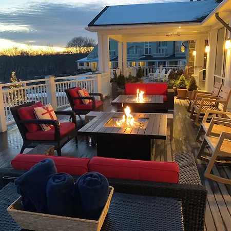 Inn By The Sea-2