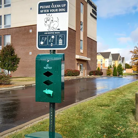 Hampton Inn & Suites Dayton-Vandalia-2