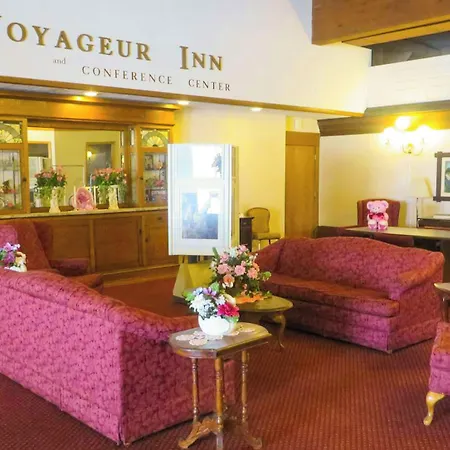 Voyageur Inn And Conference Center-2