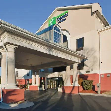 Holiday Inn Express Hotel & Suites Laurinburg By Ihg-3