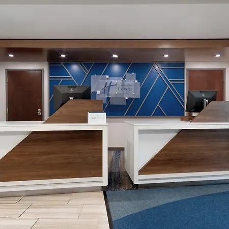 Holiday Inn Express Hotel & Suites Saginaw By Ihg-2