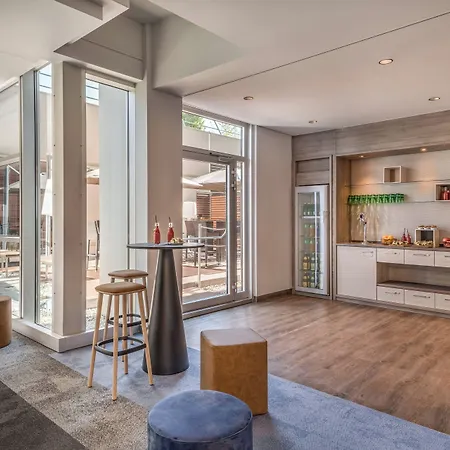 Courtyard By Marriott Linz-2