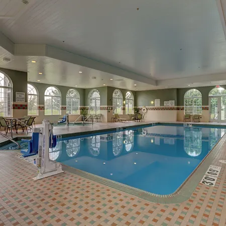 Holiday Inn Milwaukee Airport By Ihg-2