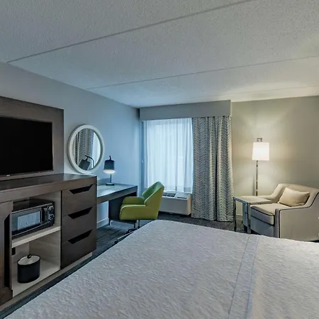Hampton Inn Waldorf-2