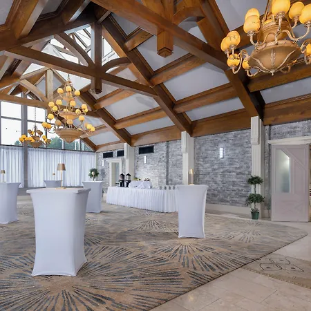 Treacys Oakwood Hotel, Shannon-2