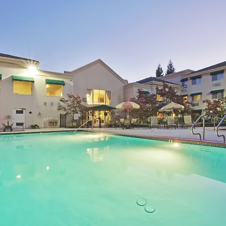 Holiday Inn Auburn By Ihg-2