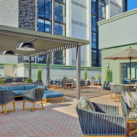 Delta Hotels By Marriott Denver Thornton-3