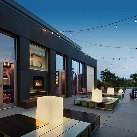 Aloft By Marriott San Francisco Airport-3