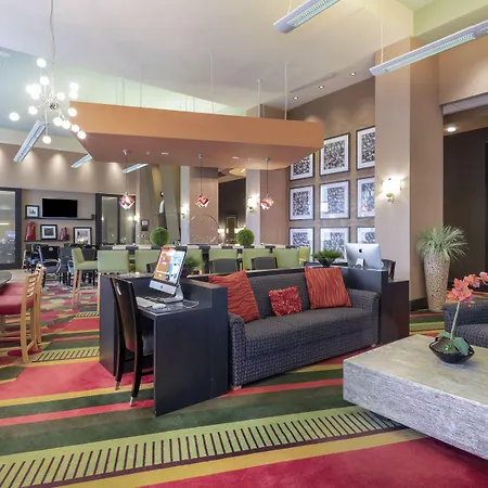 Hampton Inn & Suites Crabtree-3