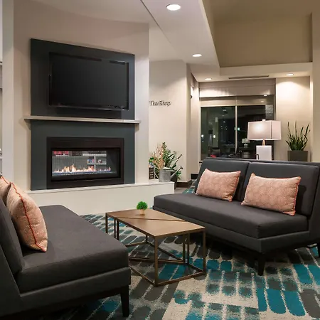 Hilton Garden Inn Denver/Cherry Creek-3
