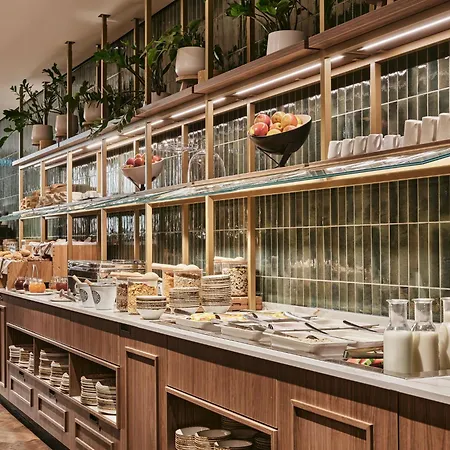 Crowne Plaza Vienna By Ihg-3