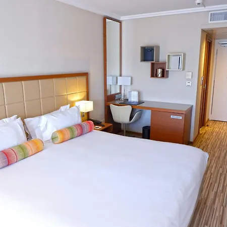 Ac Hotel By Marriott Ambassadeur Antibes - Juan Les Pins-2