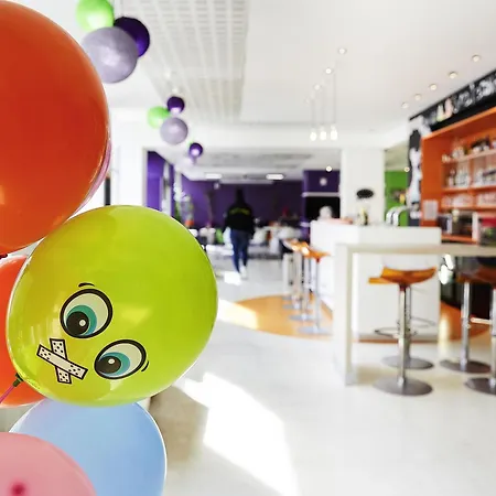 ibis Styles Lille Centre Gare Beffroi-3