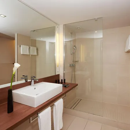 Melia Dusseldorf-3