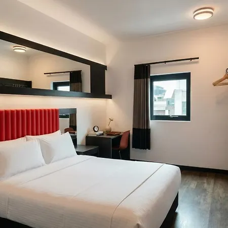Essence Hotel Carlton-3