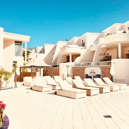 Flamingo Suites Boutique Hotel-3
