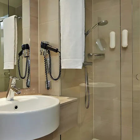 Leonardo Smart Hotel Berlin Alexanderplatz-2