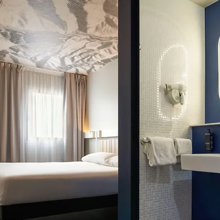 Ibis Clamart Paris Velizy-2