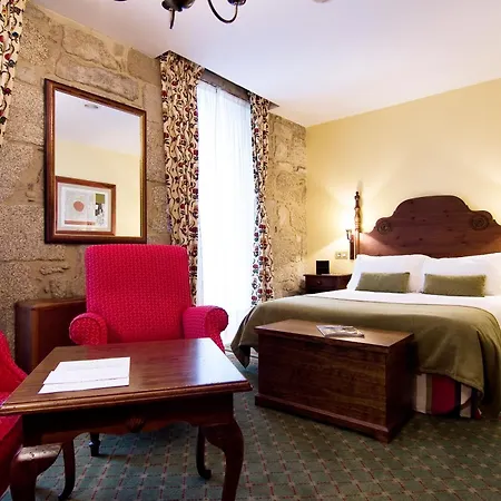 Hotel Virxe Da Cerca By Pousadas De Compostela-2