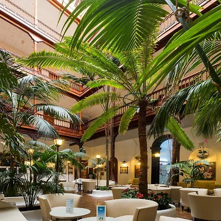 Hotel Monopol-3