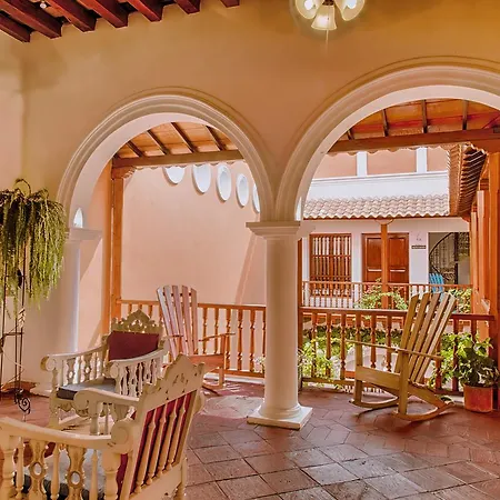 Casa D'Remedios La Bella Hotel Boutique-3