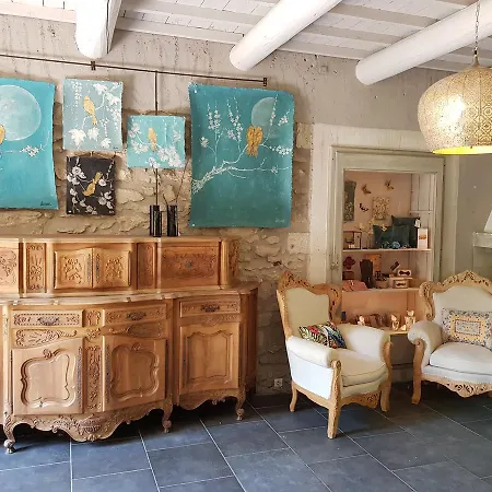 Hotel Sous Les Figuiers-3