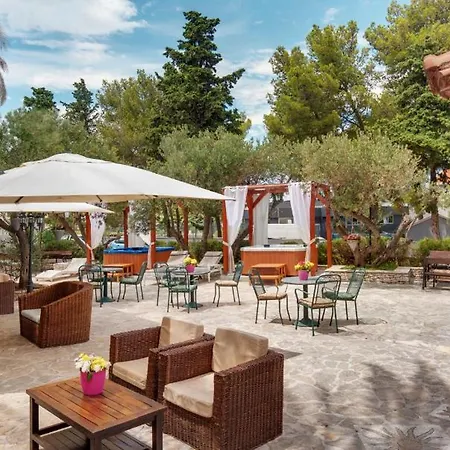 Hotel Villa Adriatica - Adults Only-2