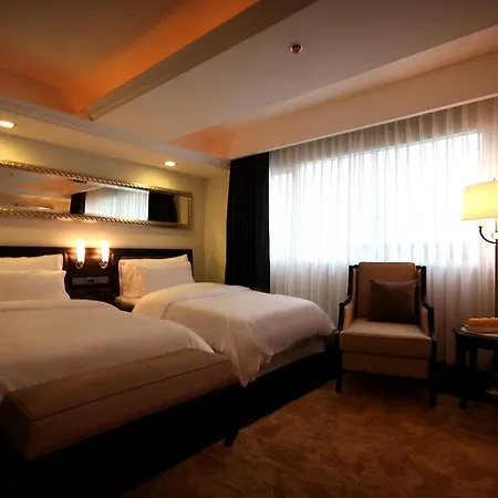 Gulliver'S Tavern Hotel-2