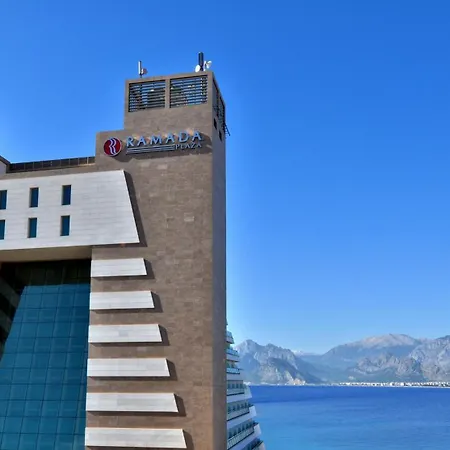 Ramada Plaza Antalya-3