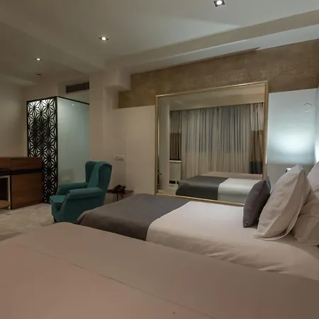 Hotel Abc-2