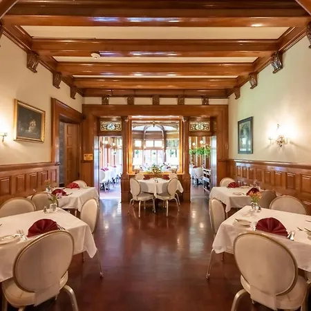 Vinifera Inn-3